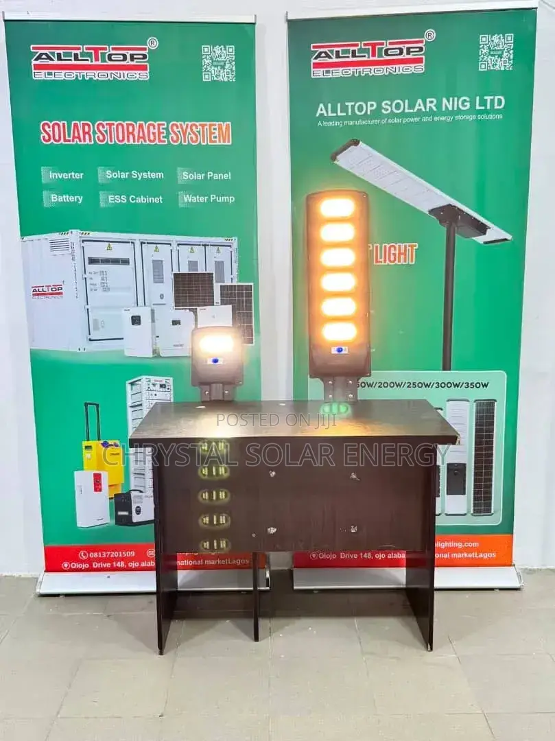 6 Eyes Solar Street Light With Solar Panel Remote Control