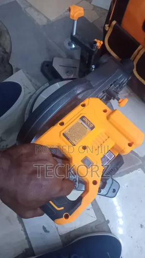 Ingco Cordless Mitre Saw