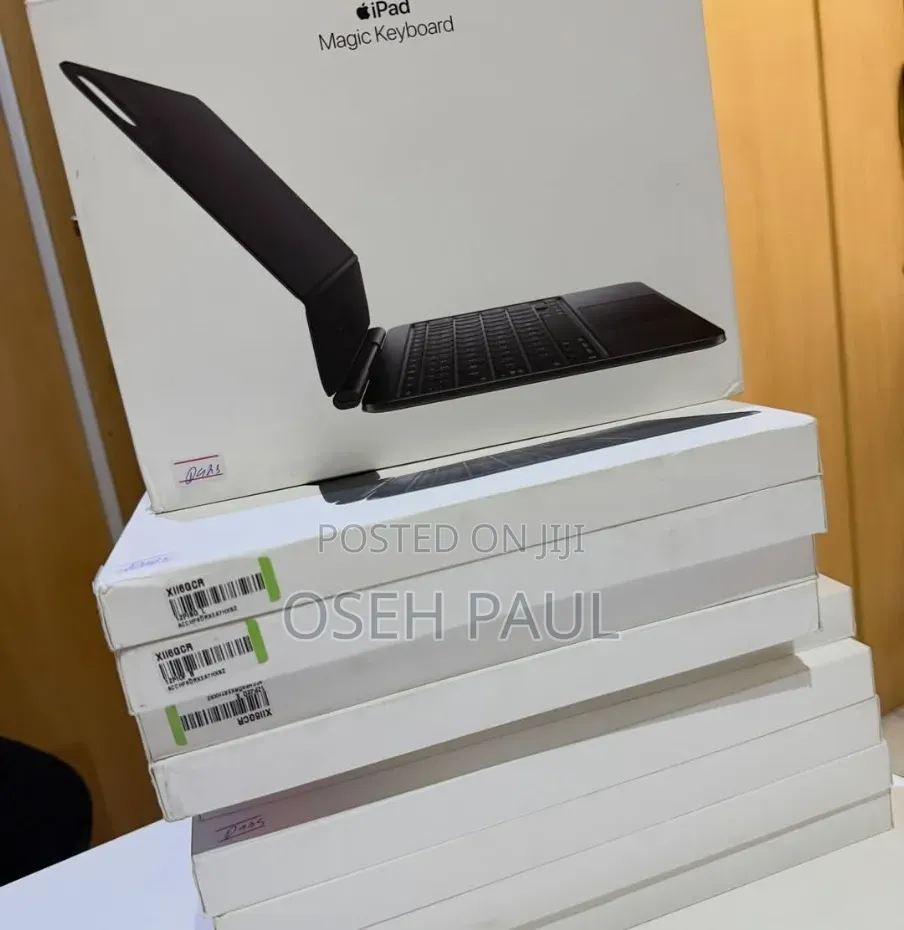 Magic Keyboard for iPad M4/M5
