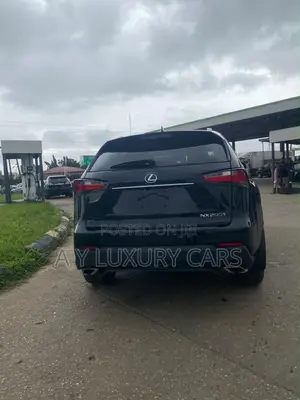 Lexus NX 200t FWD 2017 Black