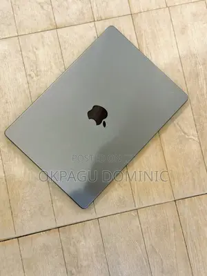 Laptop Apple MacBook Pro 2025 M5 16GB Apple M5 SSHD+SSD 1T