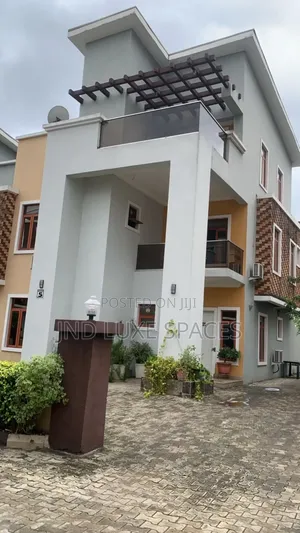 5bdrm Duplex in Ikeja GRA for rent