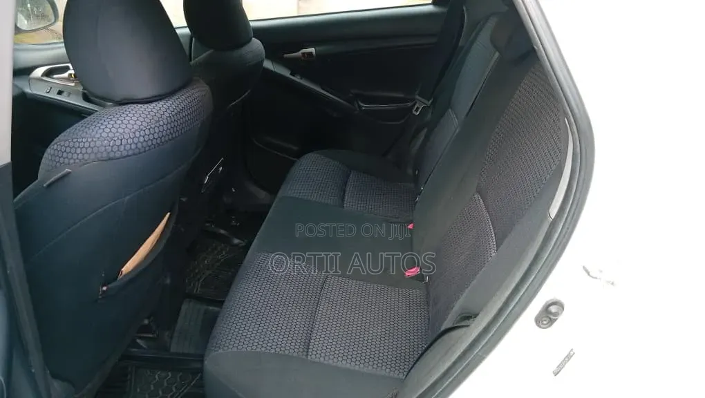 Toyota Matrix 2009 White