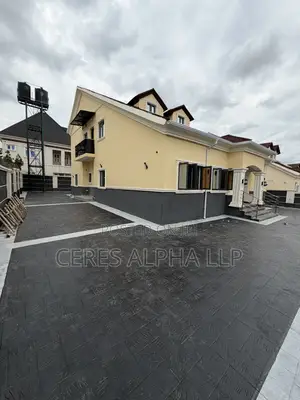 4bdrm Duplex in Hosanna Glory Homes, FHA for sale