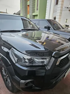 Toyota Hilux 2022 Black