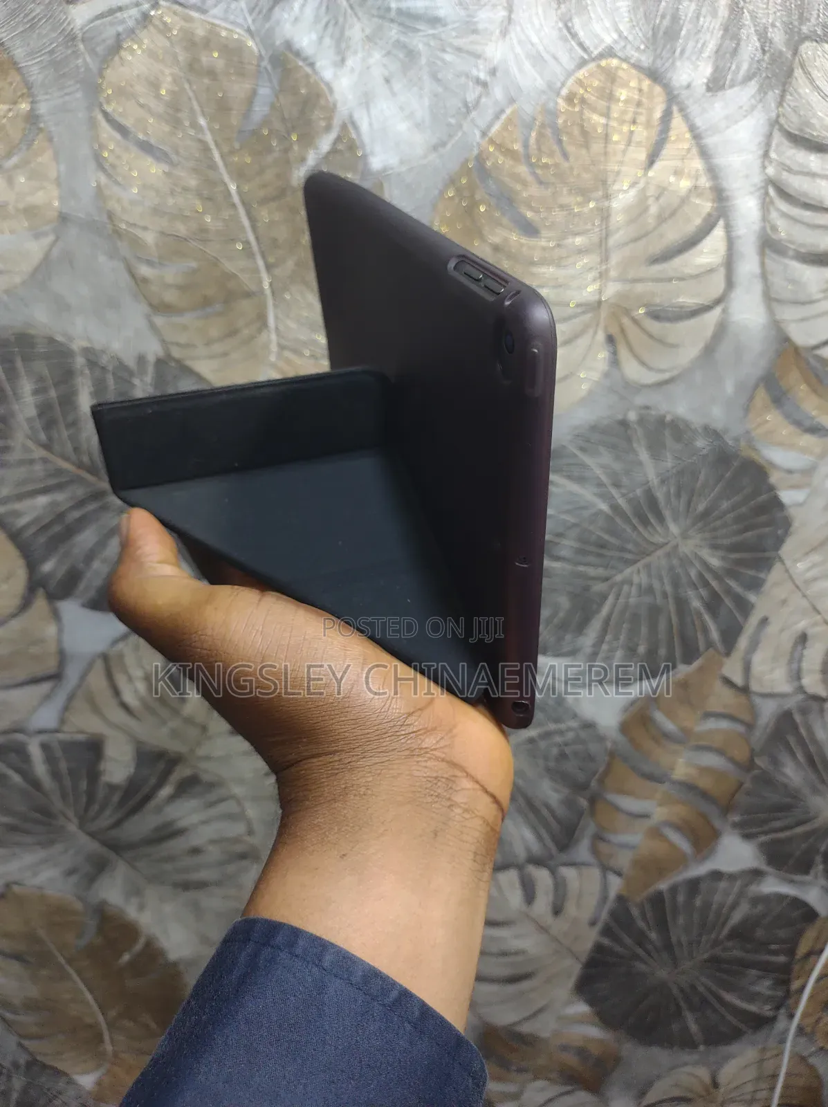 Apple iPad mini 5 64 GB Gray