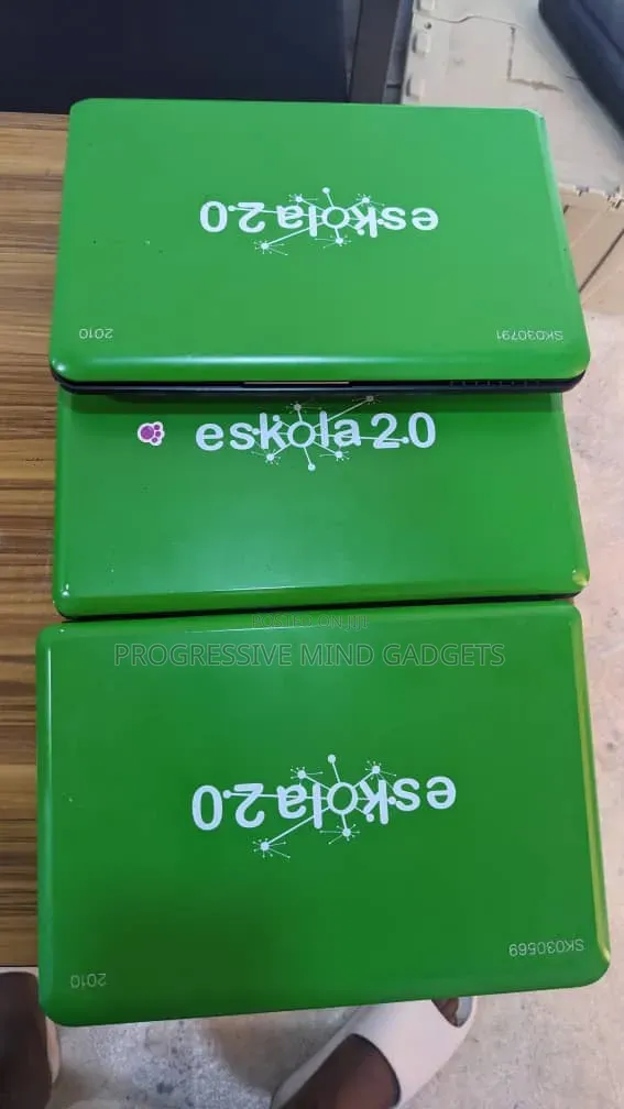 Laptop 2GB Intel Atom HDD 160GB