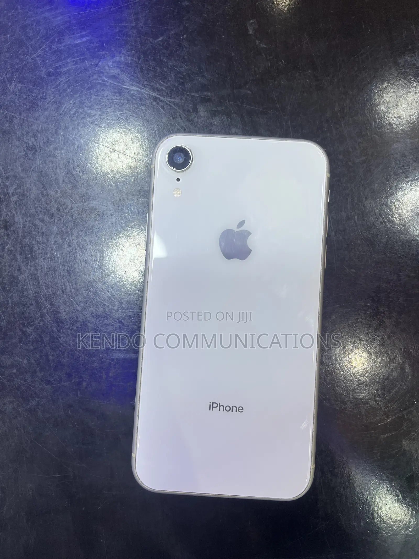 Apple iPhone XR 64 GB White