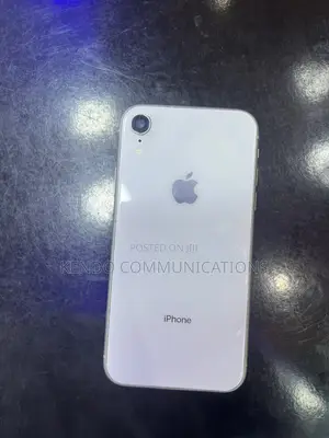 Apple iPhone XR 64 GB White