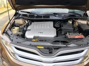 Toyota Venza 2010 Brown