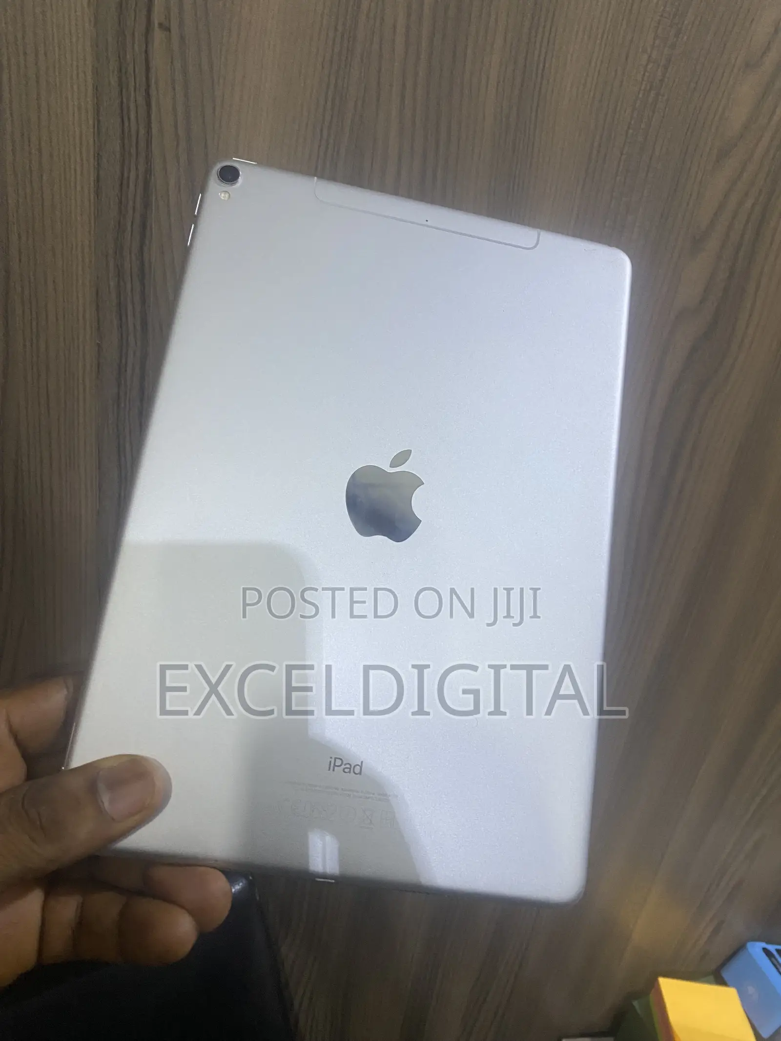 Apple iPad Air (2019) 256 GB White