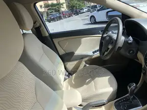 Hyundai Accent GLS 2013 Blue