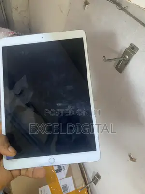 Apple iPad Air (2019) 256 GB White