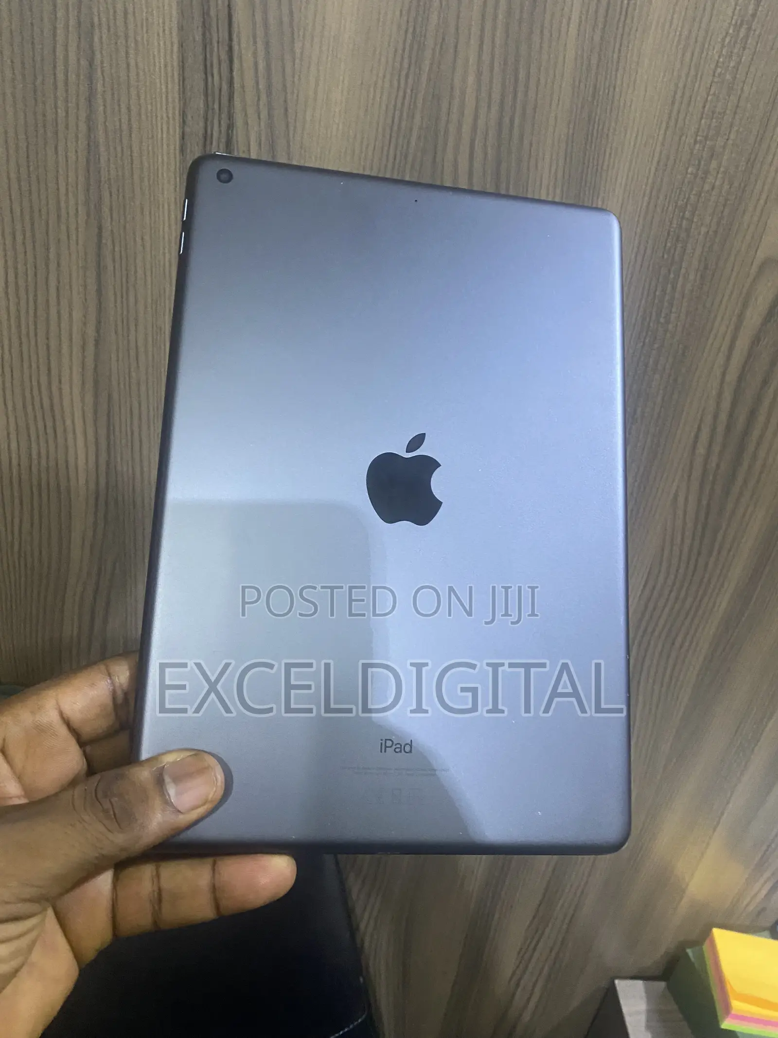 Apple iPad 10.2 (2021) 64 GB Gray