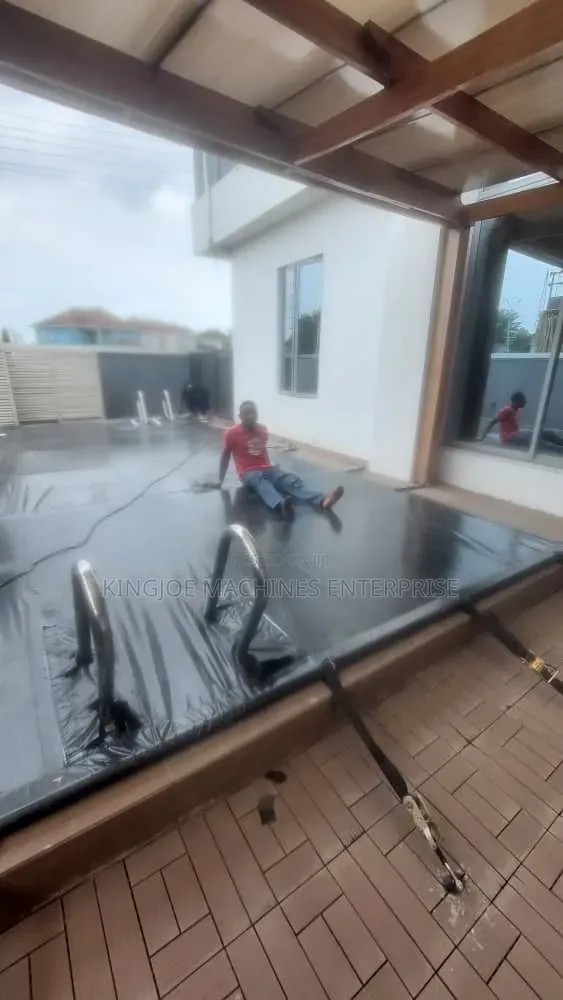 Swimming Pool Trampoline For Residential