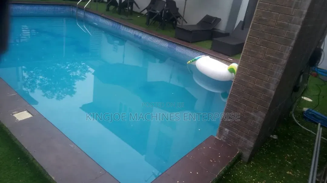 Swimming Pool Trampoline For Residential