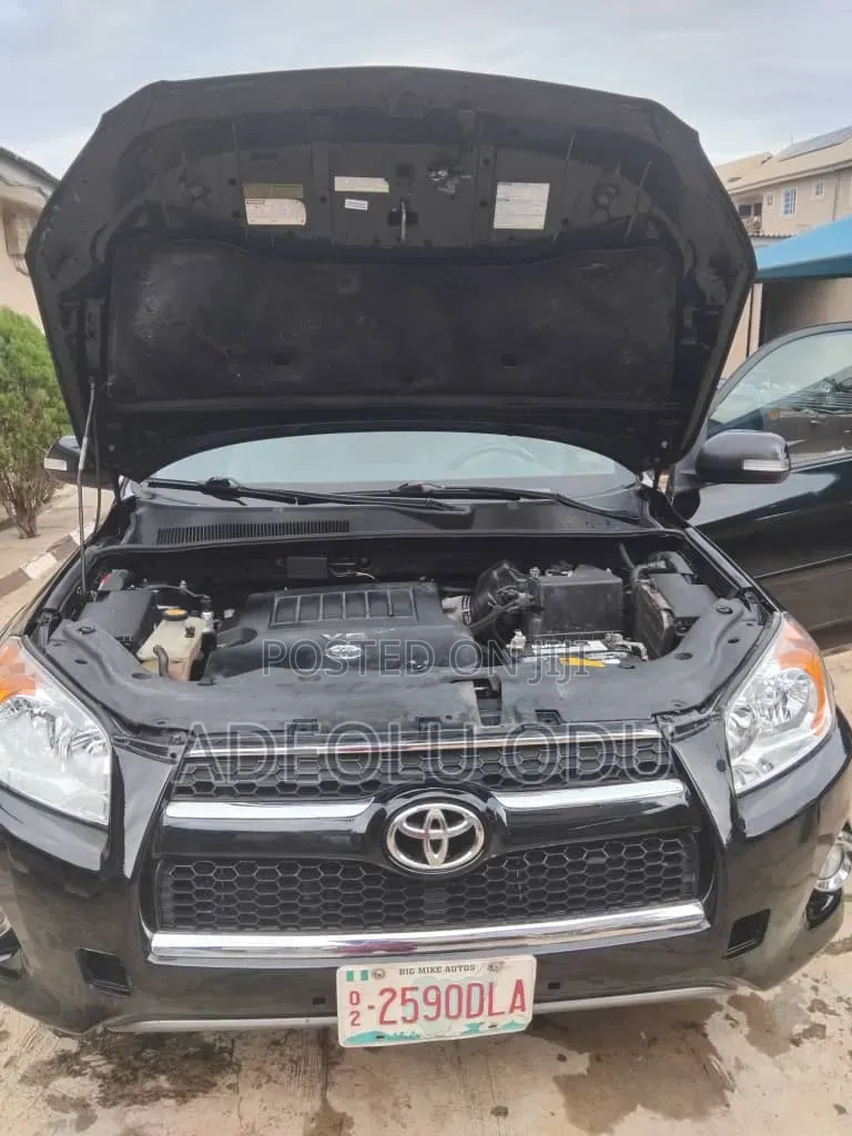 Toyota RAV4 2012 Black