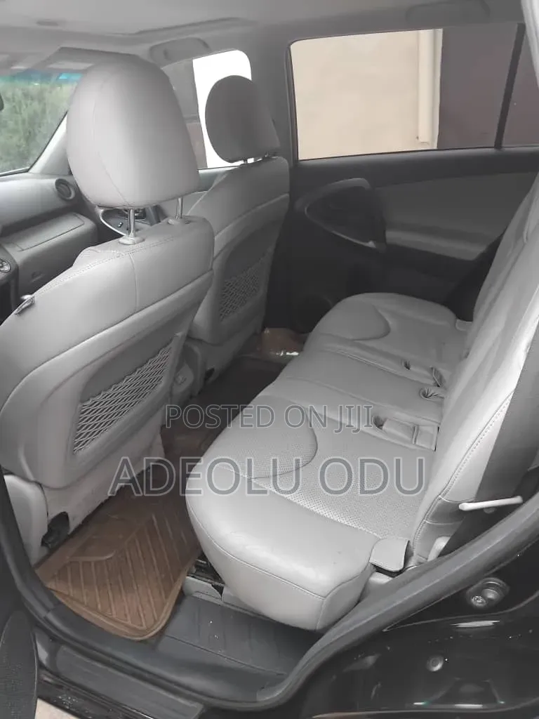 Toyota RAV4 2012 Black