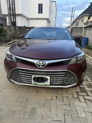 Toyota Avalon Limited Sedan FWD (3.5L 6cyl 6A) 2013 Burgundy