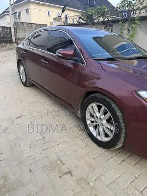 Toyota Avalon Limited Sedan FWD (3.5L 6cyl 6A) 2013 Burgundy