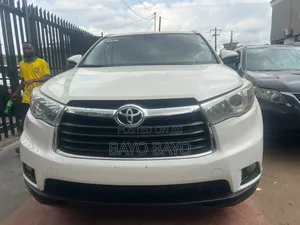 Toyota Highlander XLE V6 4x2 (3.5L 6cyl 6A) 2016 White