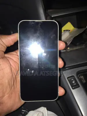Apple iPhone 13 128 GB White