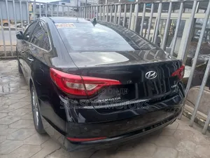 Hyundai Sonata Limited Sedan FWD (2.4L 4cyl 6A) 2016 Black