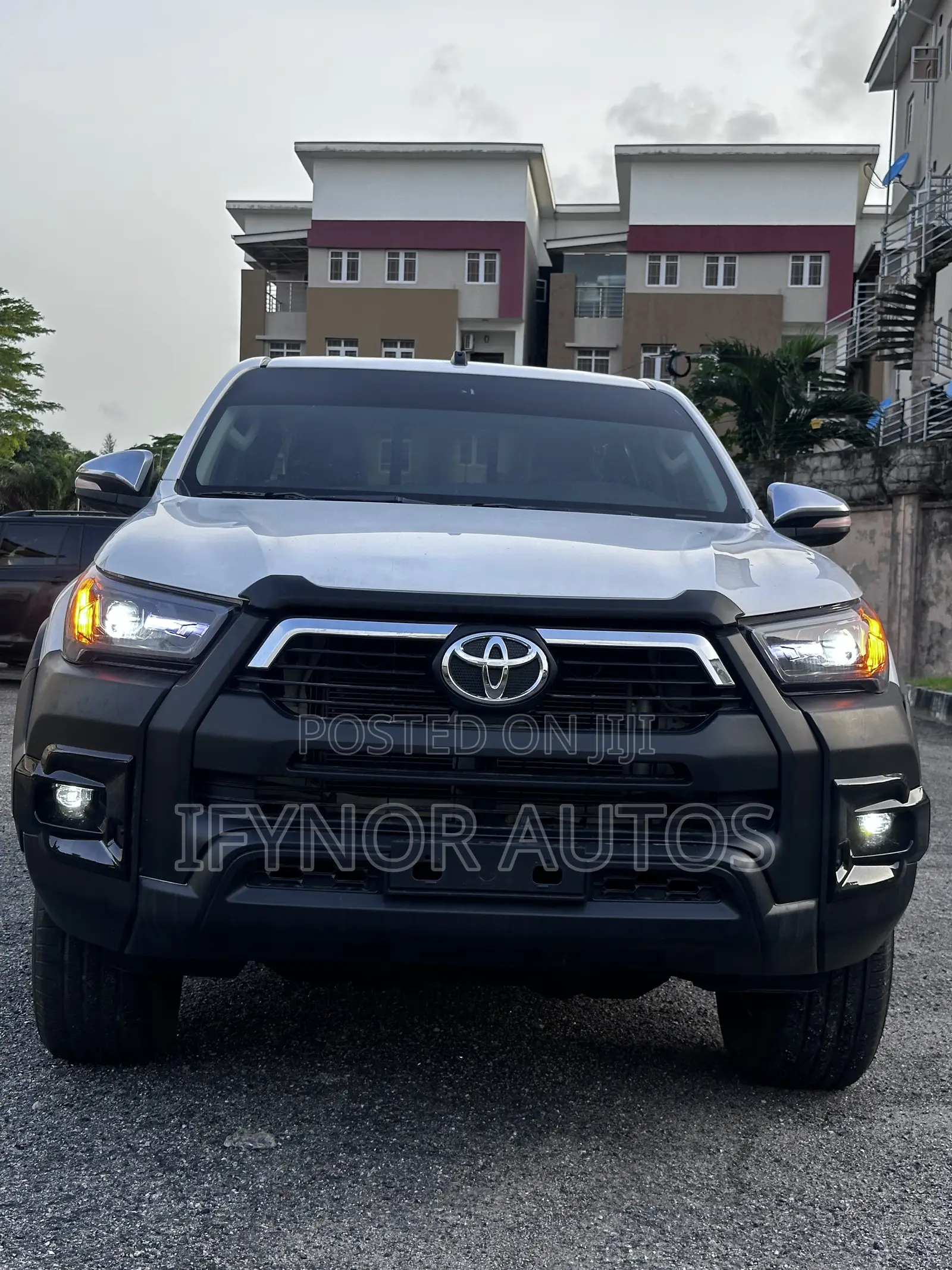 Toyota Hilux 2017 White