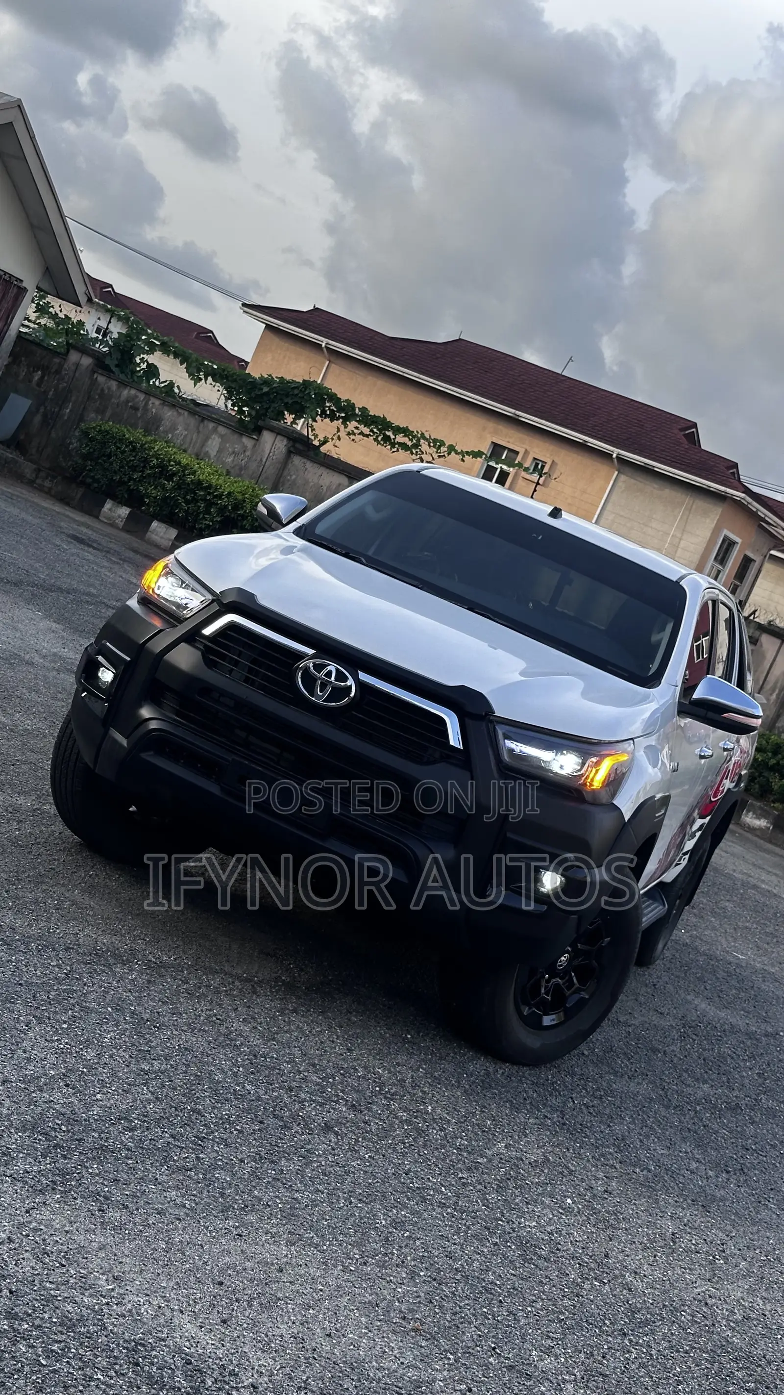 Toyota Hilux 2017 White