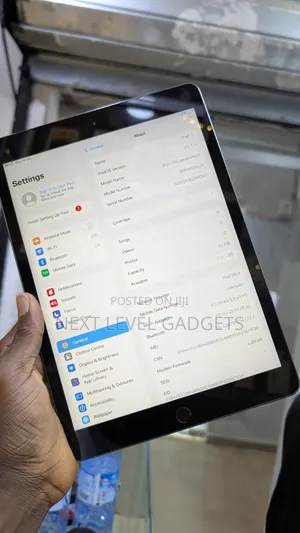 Apple iPad 10.2 (2019) 32 GB Gray