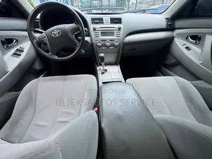 Toyota Camry 2011 Gray