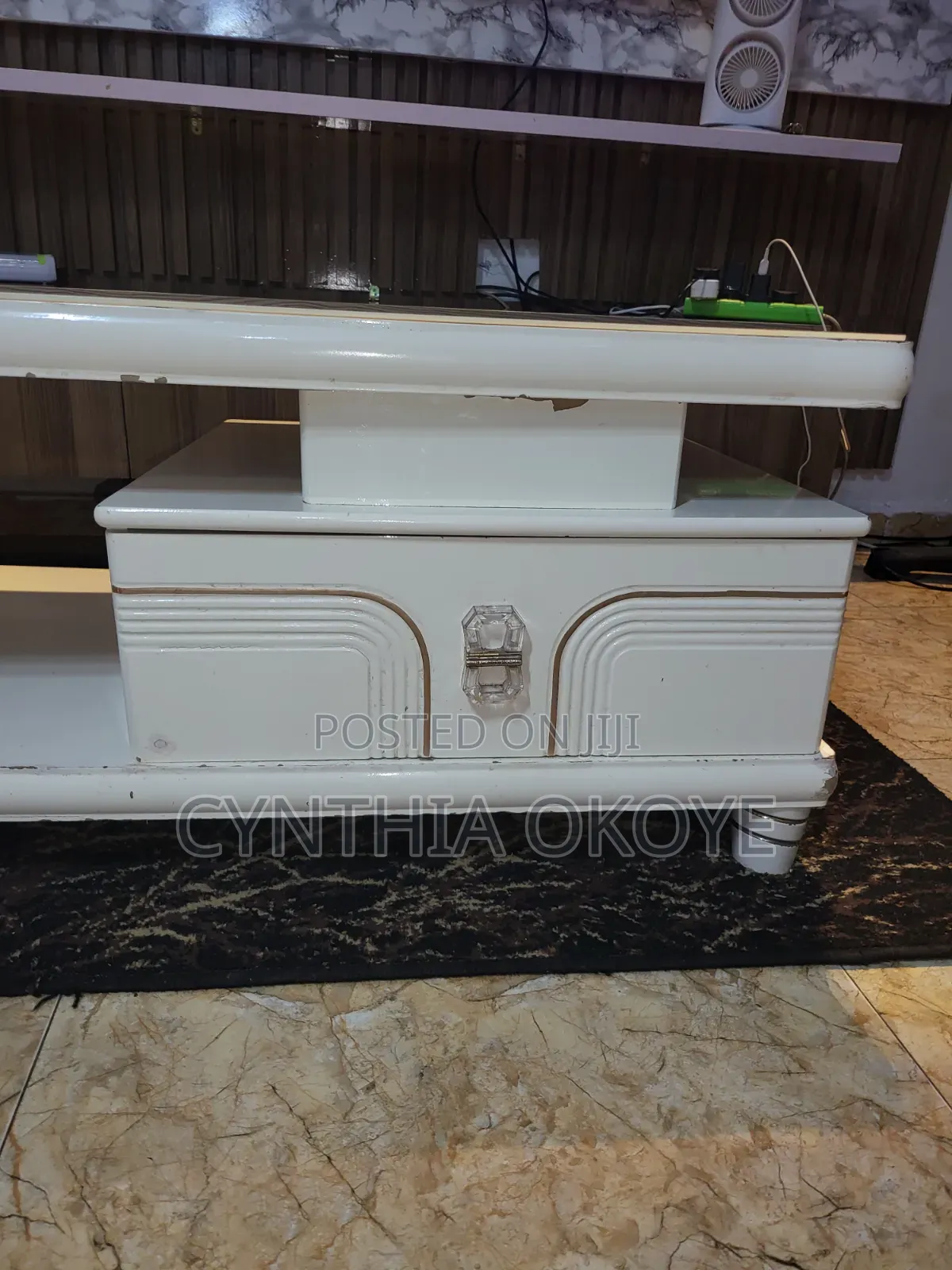 Foreign Centre Table