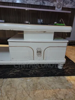 Foreign Centre Table
