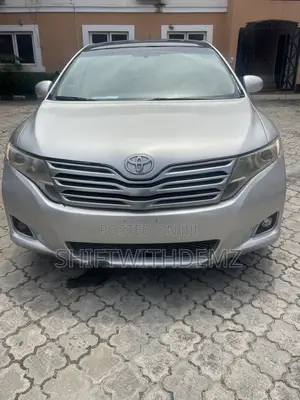 Toyota Venza 2009 Silver