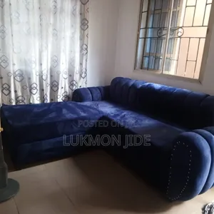 Like Shape Chair