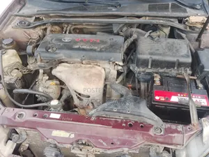 Toyota Camry SE 4dr Sedan (2.4L 4cyl 4A) 2004 Red
