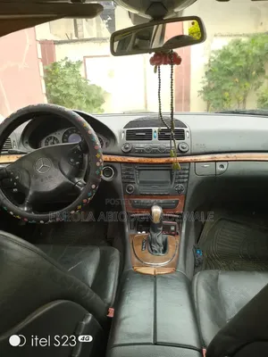 Mercedes-Benz E320 2005 Silver