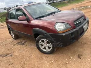 Hyundai Tucson 2008 Red