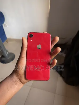 Apple iPhone XR 128 GB Red