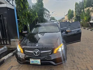 Mercedes-Benz C300 2008 Black