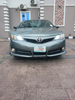 Toyota Camry LE 4dr Sedan (2.5L 4cyl 6A) 2012 Green