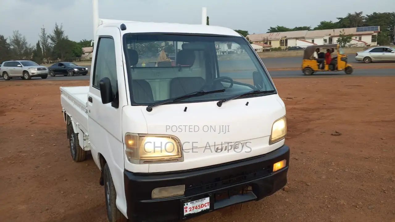 Daihatsu HIJET 2002 White