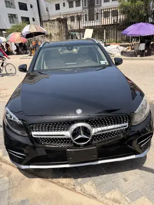 Mercedes-Benz GLC-Class 2016 Black