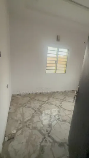 2bdrm Block of Flats in Briansbrain, Benin City for rent