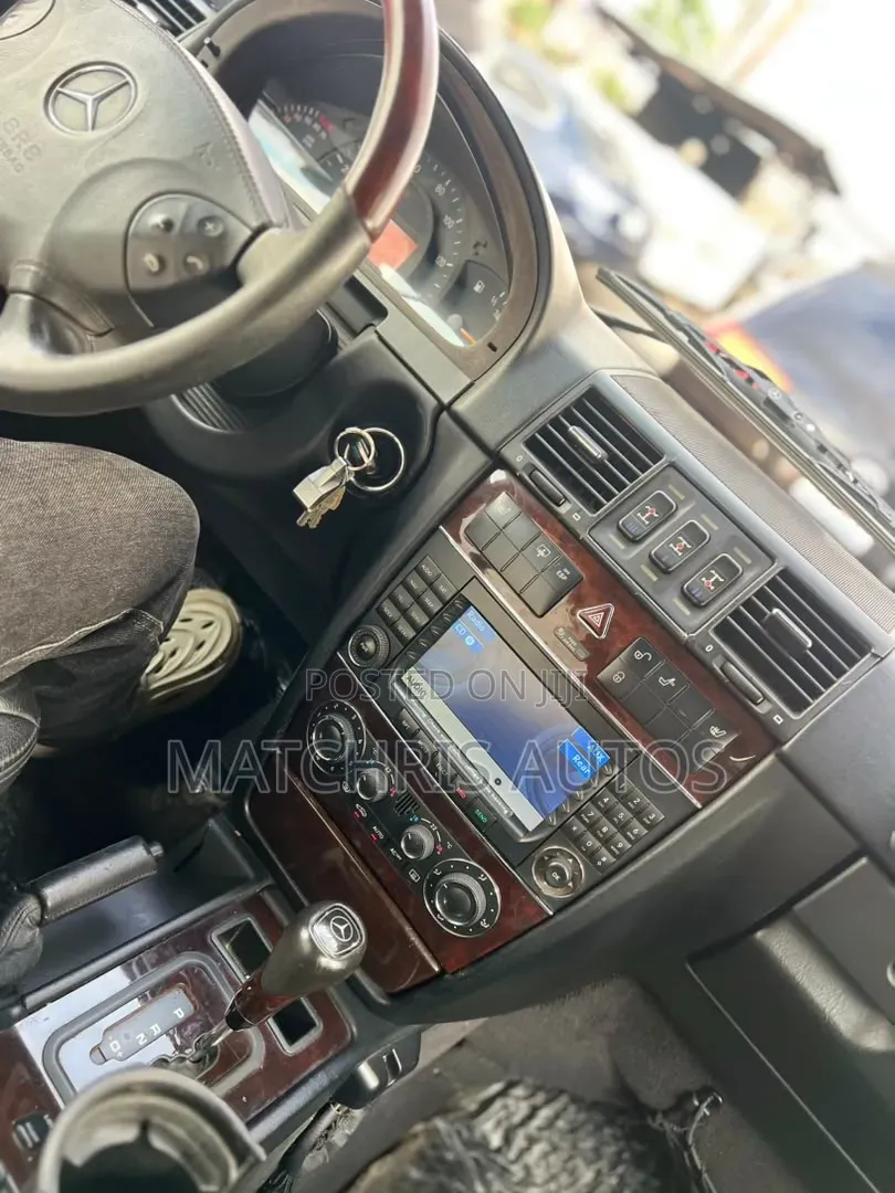 Mercedes-Benz G-Class 2005 Black