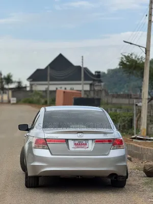 Honda Accord 2.0 Sedan 2012 Silver