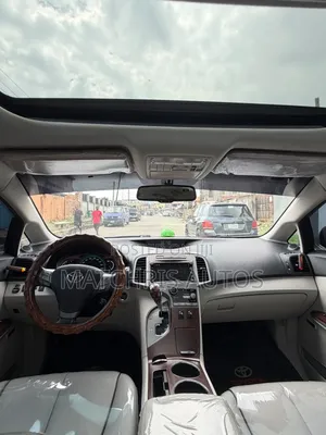 Toyota Venza 2011 Silver