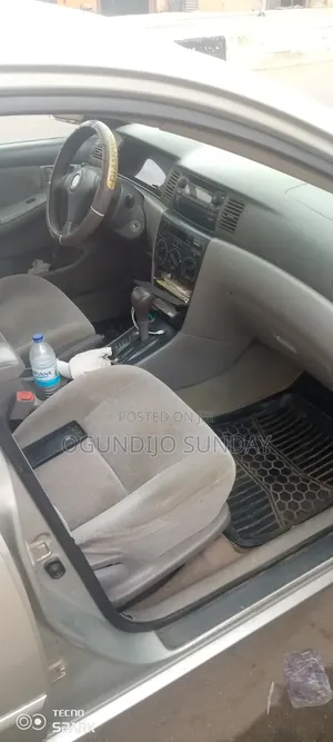 Toyota Corolla 2003 Silver