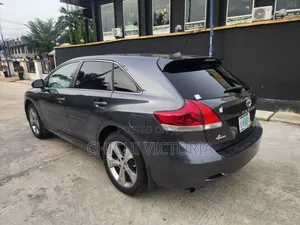 Toyota Venza 2011 Gray