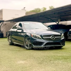 Mercedes-Benz C300 2016 Gray